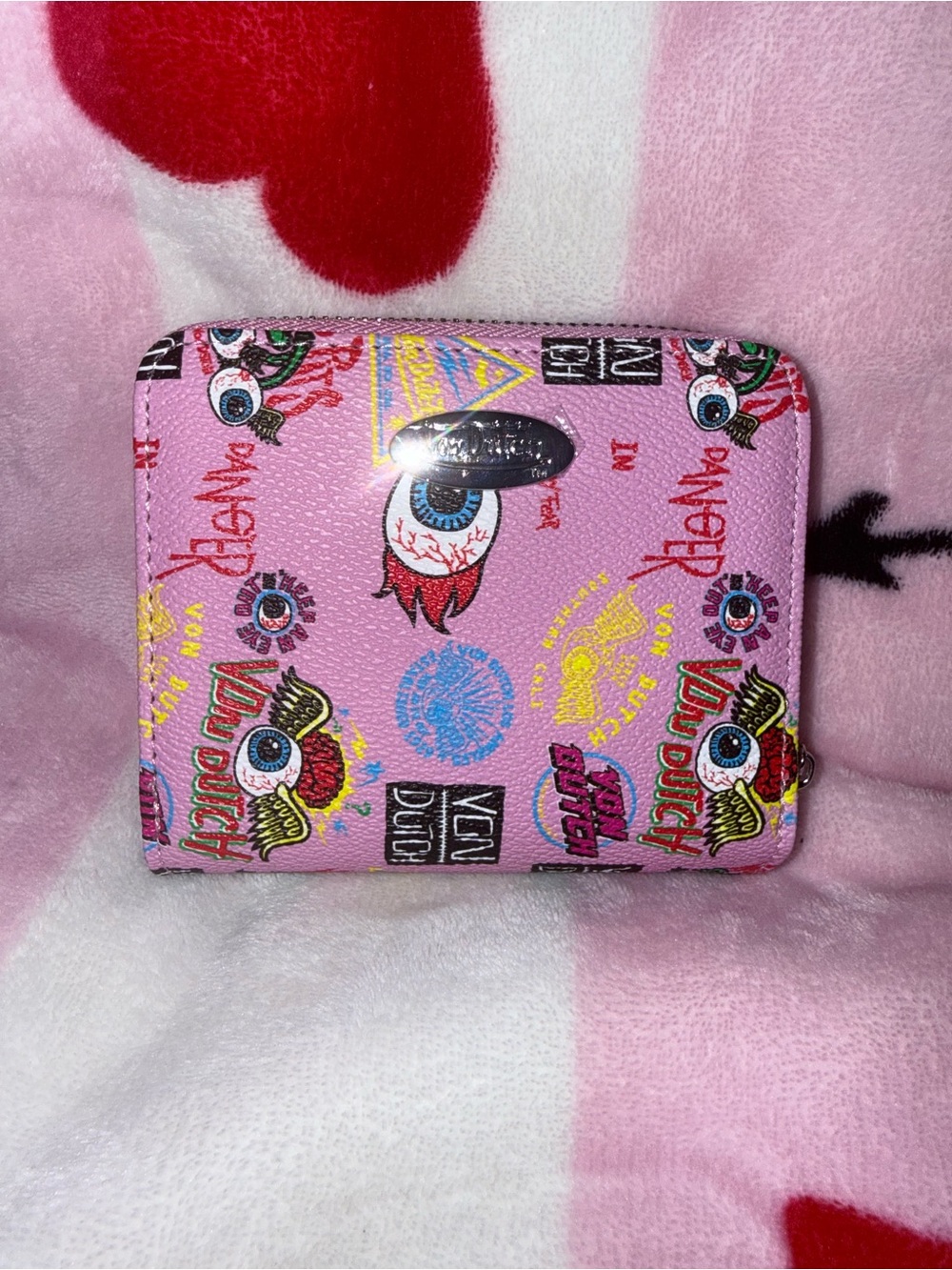 NWT Von Dutch Jax Print Zip Up Wallet in Pink
